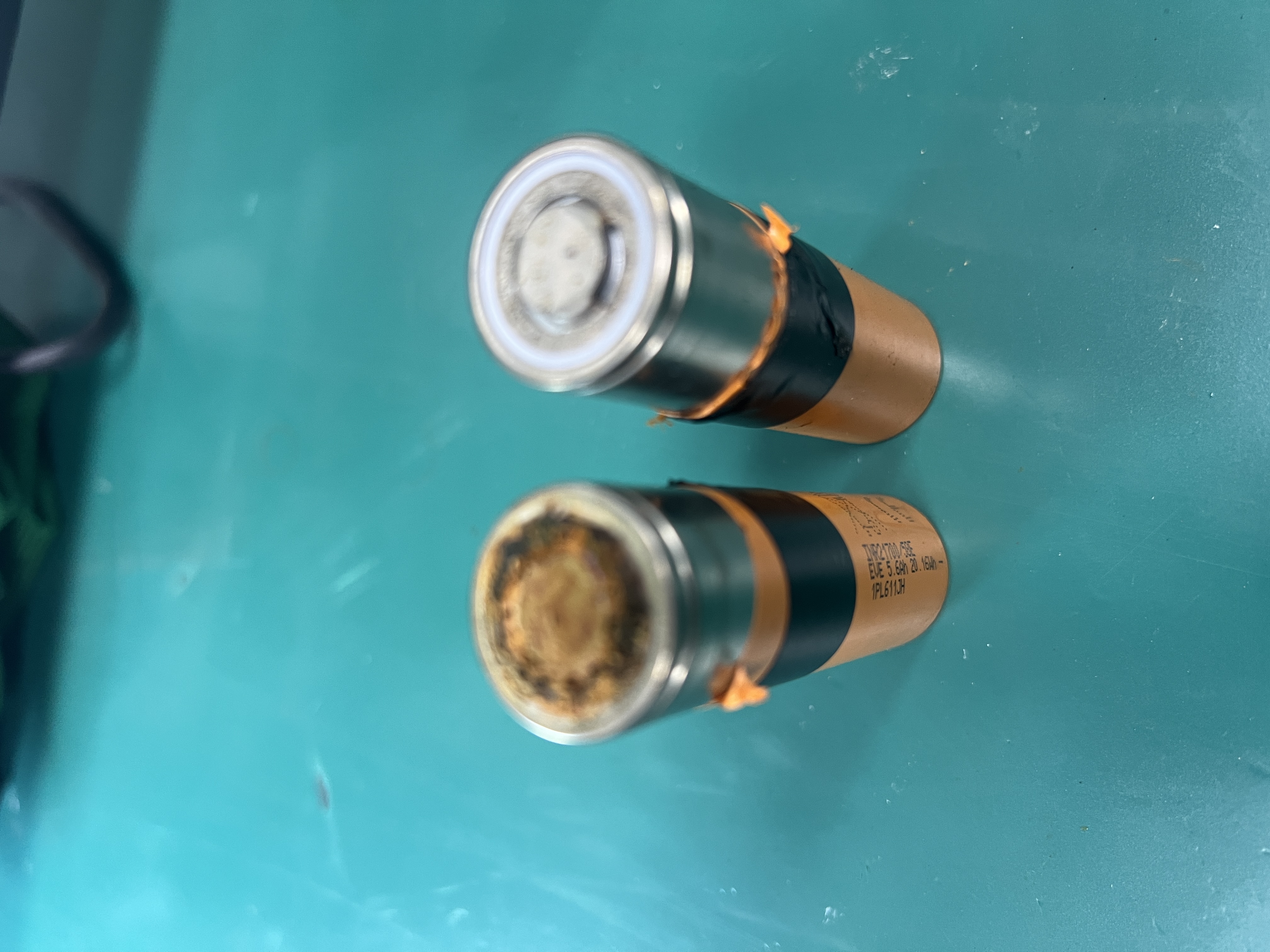 干冰清洗锂电池锈迹 